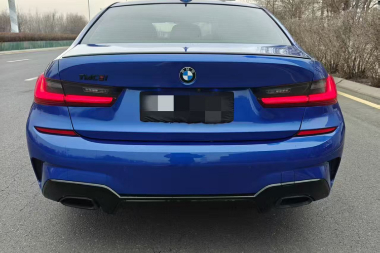 宝马3系 2020款 改款 325i M运动曜夜套装车身外观6006