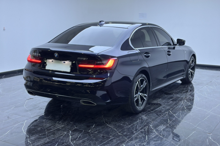 宝马3系 2022款 改款 325i M运动套装车身外观6001