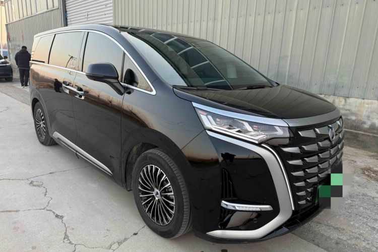 腾势D9 2024款 DM-i 1050 尊享型车身外观6002