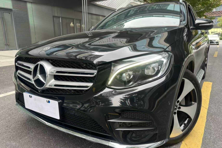 奔驰GLC 2018款 GLC 300 4MATIC 动感型车身外观6008