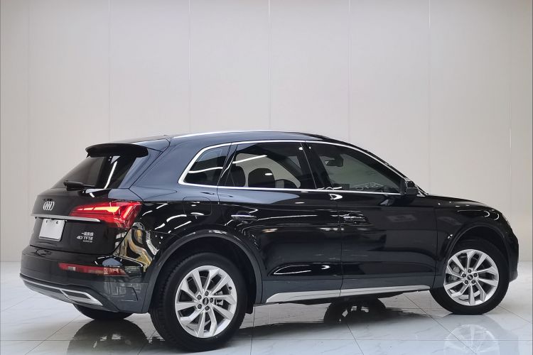 奥迪Q5L 2023款 40T 豪华致雅型车身外观6005