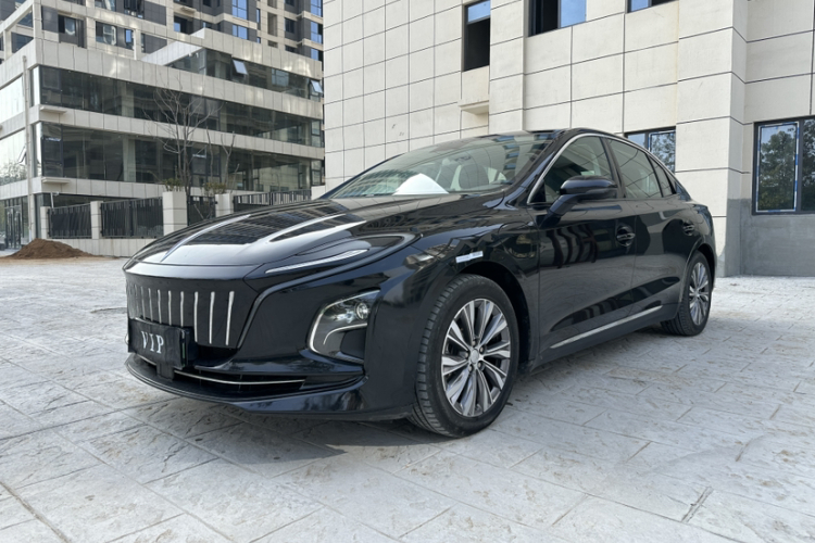 红旗E-QM5 2022款 431km 充电乐享版车身外观1