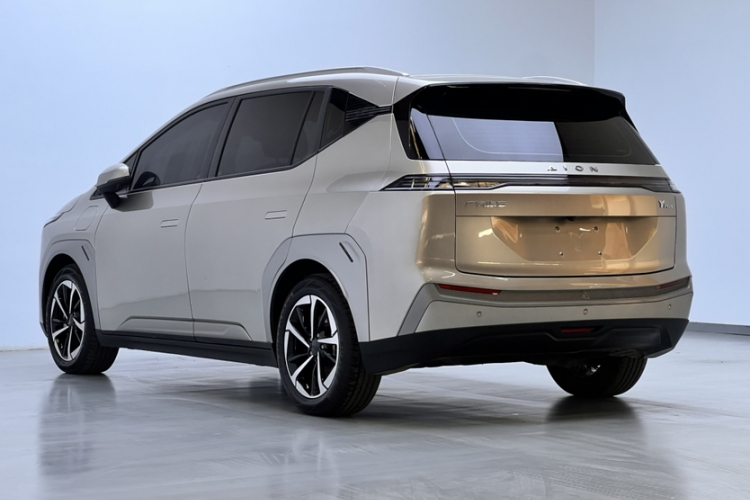 埃安 AION Y 2024款 Plus 610 智驾版车身外观6001