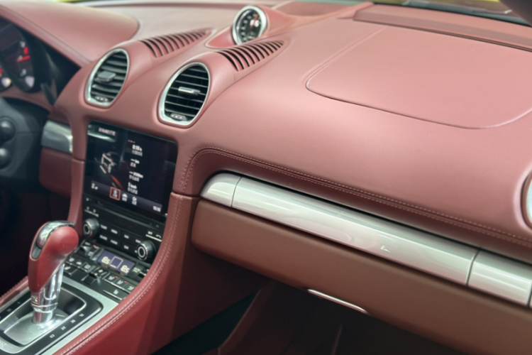 保时捷718 2018款 Boxster 2.0T中控内饰7002