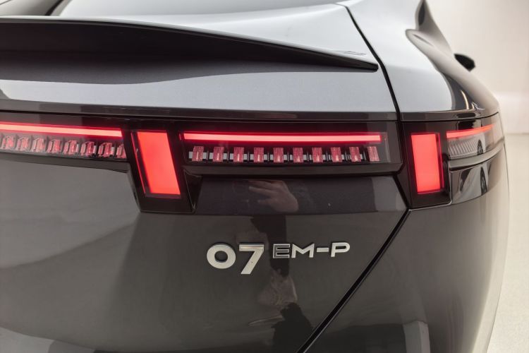 领克07 2024款 EM-P 126长续航 Ultra车身外观6003