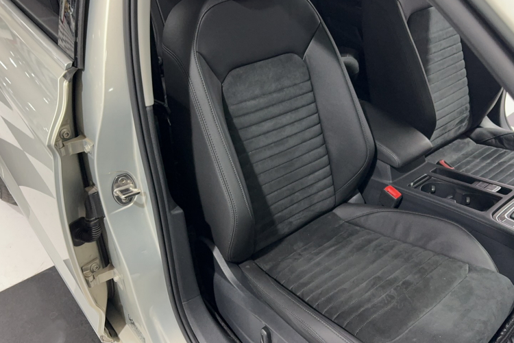 大众 迈腾 2018款 330TSI DSG 豪华型局部细节41