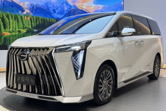 广汽传祺 传祺M8 2023款 宗师系列 400T 旗舰版