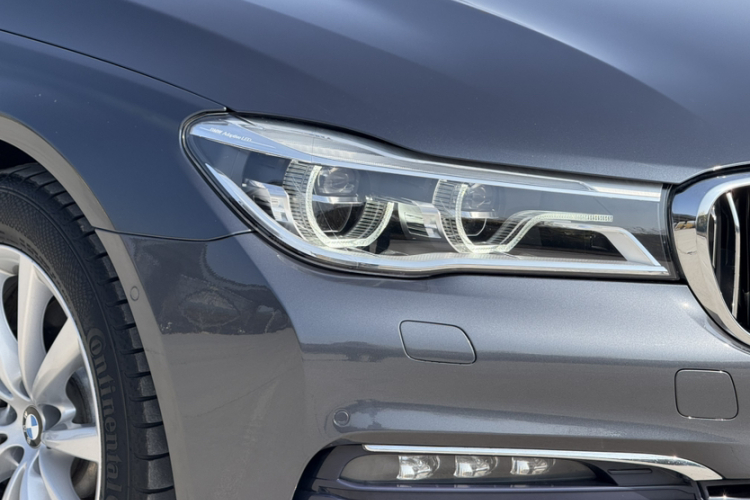 宝马7系 2016款 730Li 豪华型车身外观6004