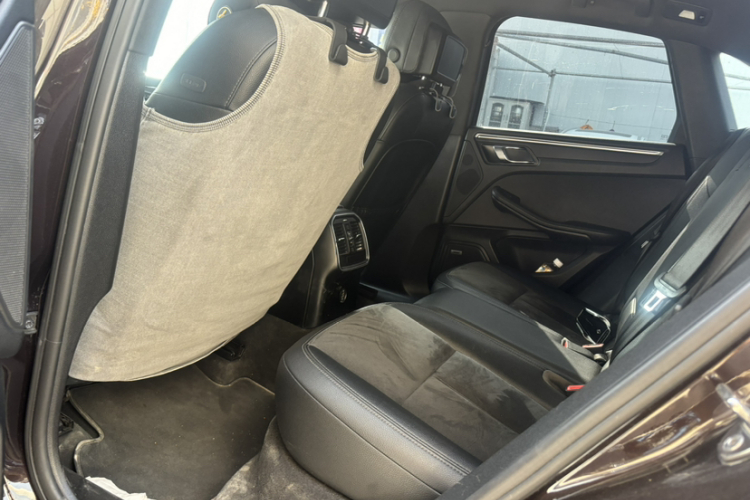 保时捷 2017款  Macan 2.0T中控内饰7004