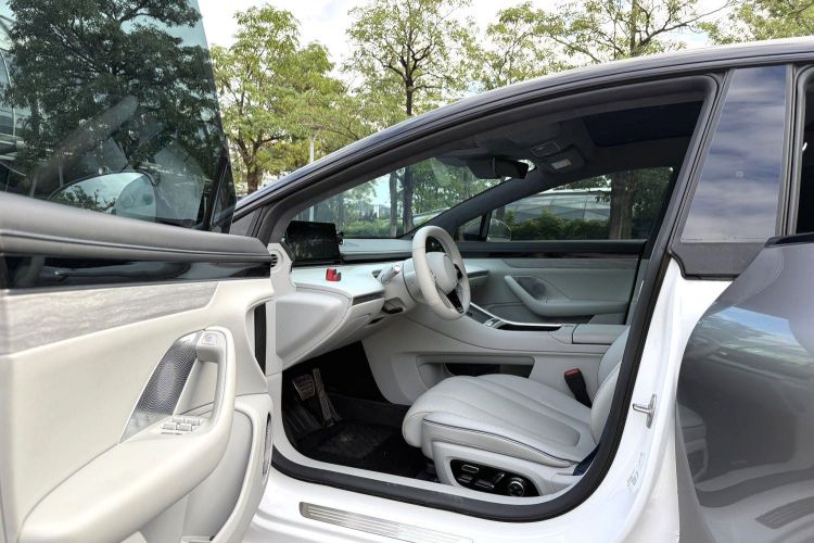 鸿蒙智行 智界S7 2024款 Max+ 后驱超航智驾版中控内饰7002