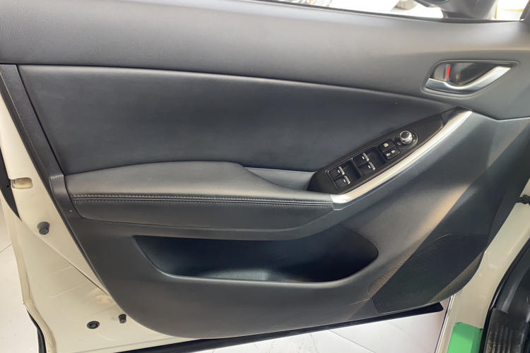 马自达CX-5 2015款 2.5L 自动四驱尊贵型局部细节9007