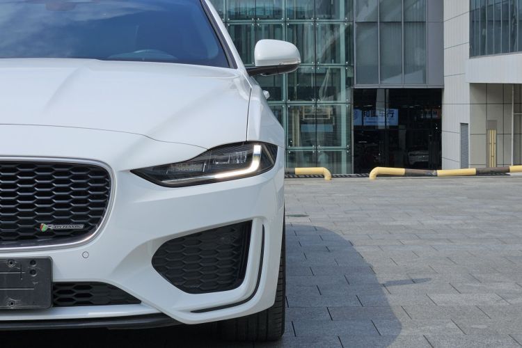 捷豹XEL 2023款 2.0T 250PS R-DYNAMIC S进取运动版车身外观6009