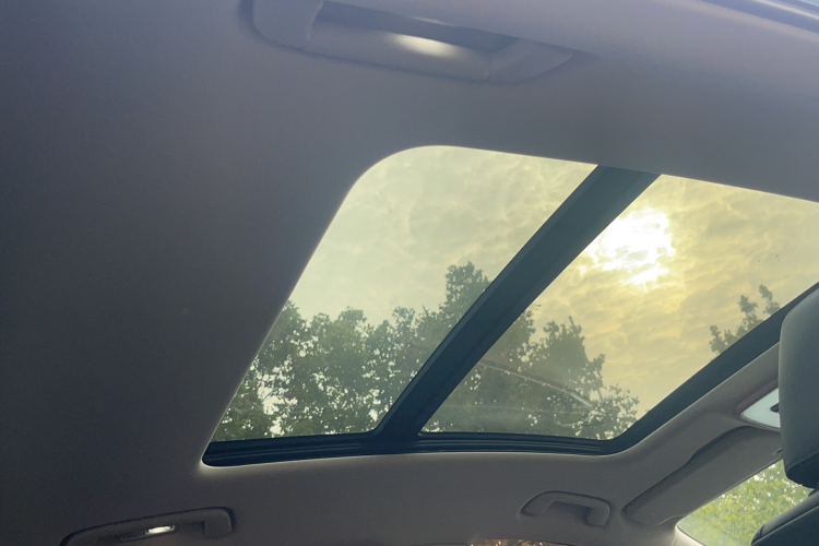 红旗H5 2024款 1.5T HEV智联旗畅版局部细节22