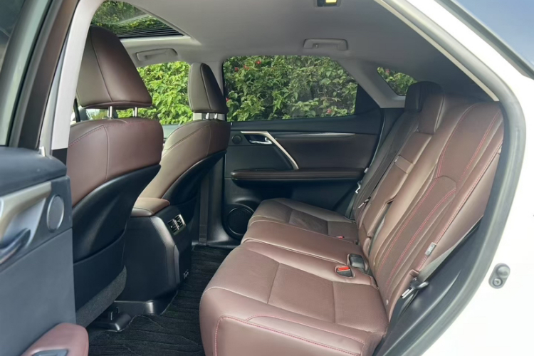 雷克萨斯RX  改款 450h 四驱典雅版中控内饰7002