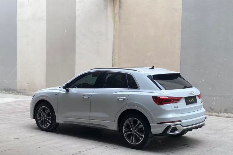 奥迪Q3 2024款 40 TFSI 时尚动感型车身外观6004