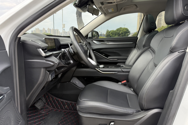 哈弗H6 2021款 第三代 1.5T 自动两驱Max中控内饰7002