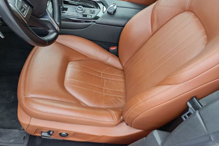 玛莎拉蒂 Levante 2016款 3.0T 标准型局部细节19