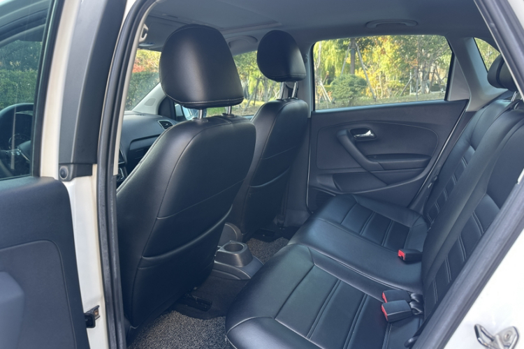 大众 Polo 2018款 1.5L 自动安享型中控内饰7003