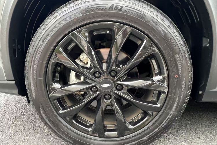 长安欧尚X5 PLUS 2023款 改款 1.5T DCT卓越型车身外观6006