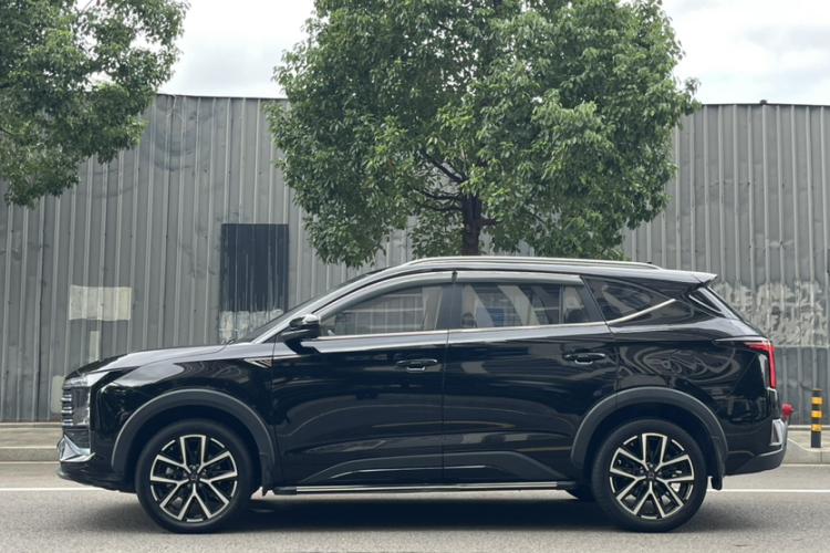 思皓X8 PLUS 2023款 1.5TGDI DCT智享版 7座车身外观6004