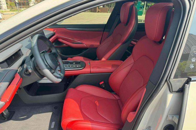 小米汽车 小米SU7 2024款 四驱超长续航高阶智驾Max版中控内饰7002