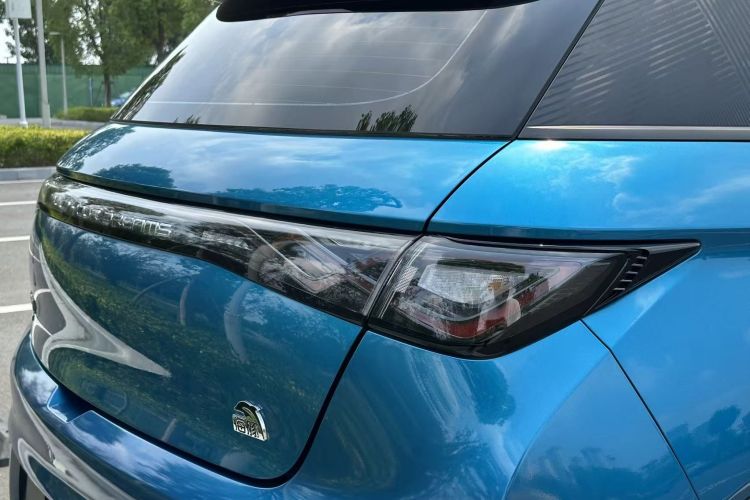 比亚迪 海豚 2021款 405km 自由版车身外观6008