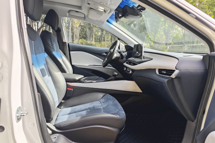 别克 微蓝6 2020款 插电混动 互联智慧型中控内饰7006