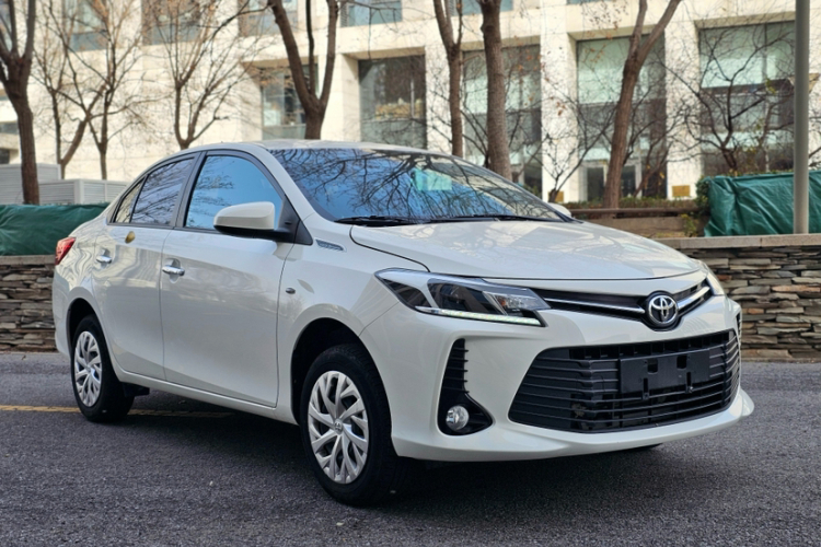 丰田 威驰 2022款 1.5L 20周年纪念版车身外观6001