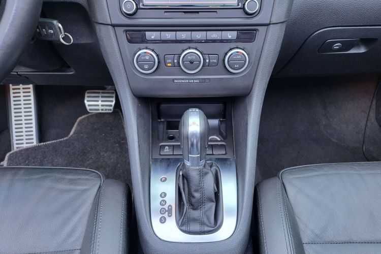 大众 高尔夫(进口) 2012款 1.4TSI 豪华敞篷版中控内饰7007