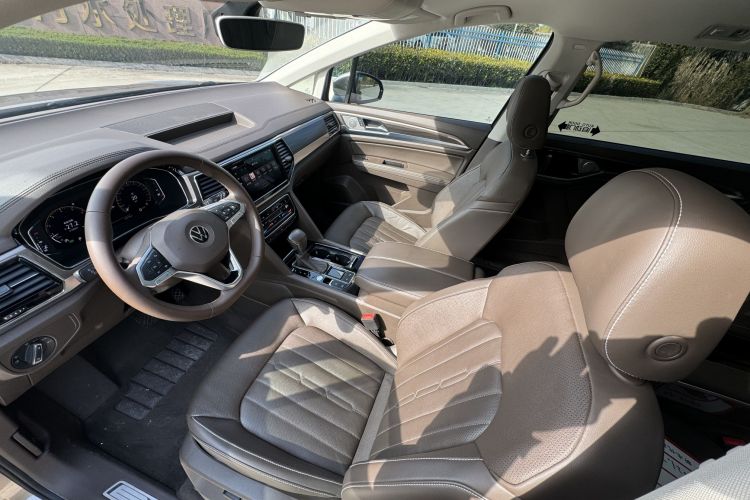 大众 威然 2020款 330TSI 豪华版中控内饰7001