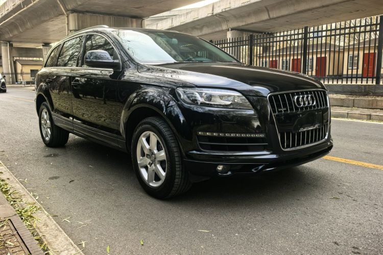 奥迪Q7 2015款 35 TFSI 进取型车身外观6006