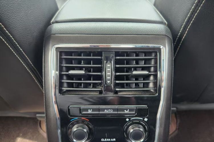 大众 帕萨特 2016款 330TSI DSG御尊版局部细节18