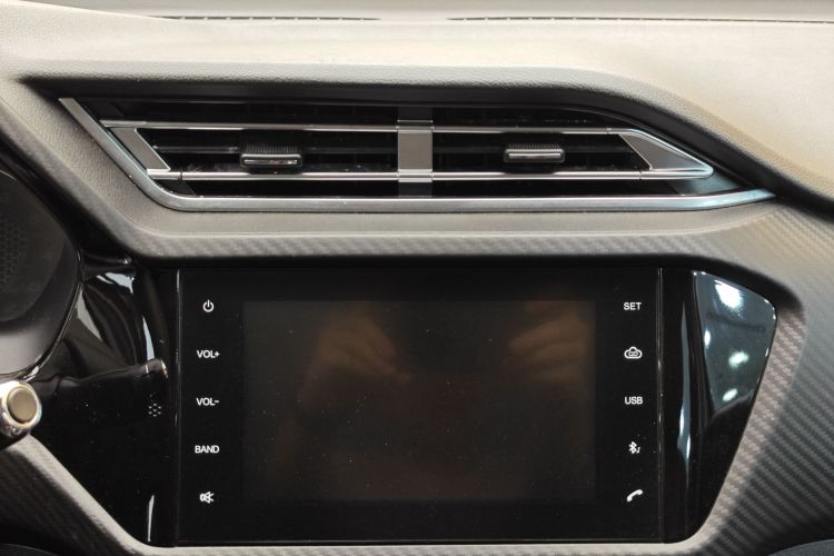 奇瑞 瑞虎3X 2020款 质享版 1.5L CVT豪华版中控内饰7008