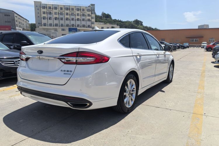 福特 蒙迪欧 2017款 EcoBoost 200 时尚型车身外观6005