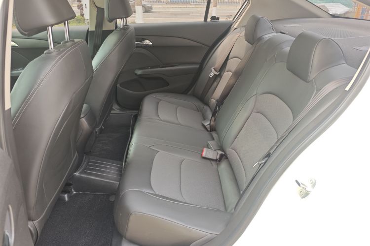 雪佛兰 科沃兹 2016款 1.5L 自动欣悦版中控内饰7002