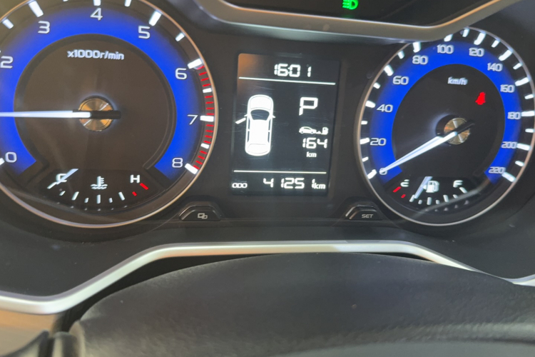 吉利汽车 远景X3 2019款 升级版 1.5L CVT精英型中控内饰15