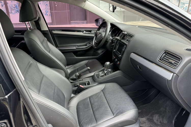 大众 速腾 2018款 280TSI DSG熠动版局部细节41