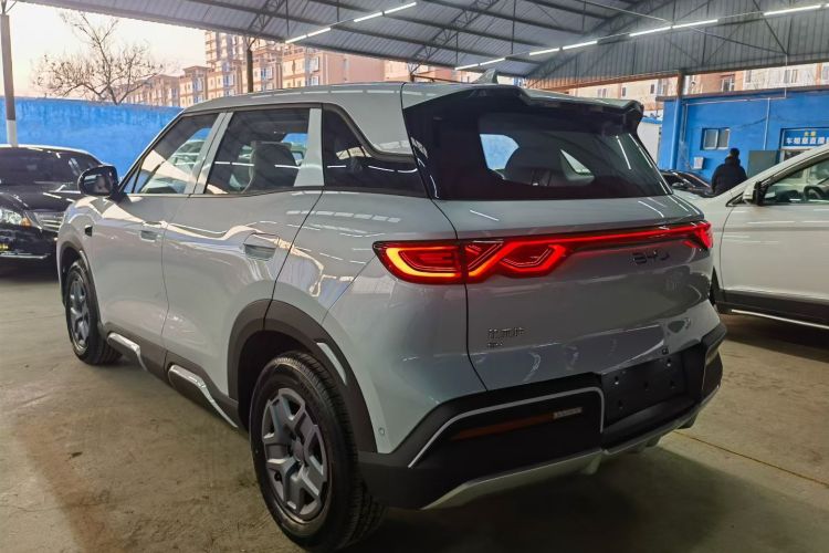 比亚迪 元UP 2025款 智驾版 401KM 活力版车身外观6003