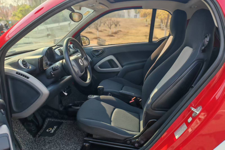 smart fortwo 2015款 1.0 MHD  舒适畅游版局部细节19