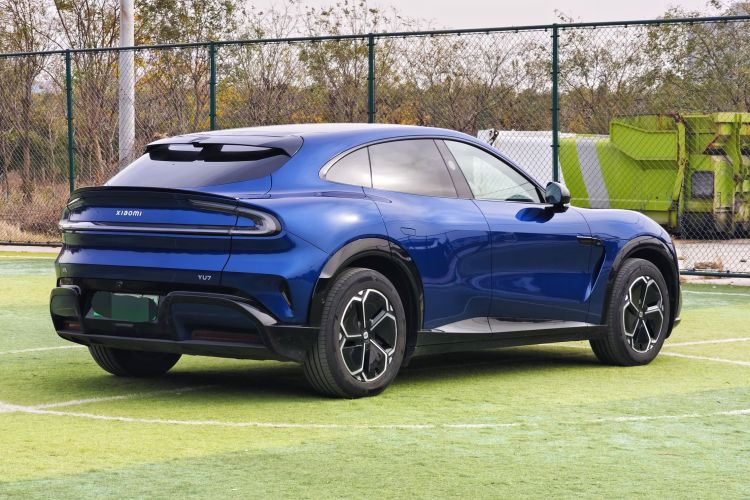 小米汽车 小米YU7 2025款 超长续航后驱版车身外观6005