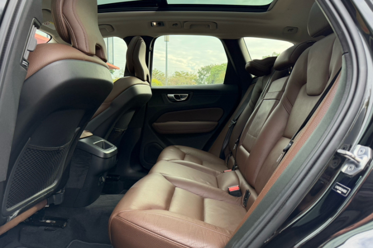 沃尔沃XC60 2020款 T5 四驱智远豪华版中控内饰7001