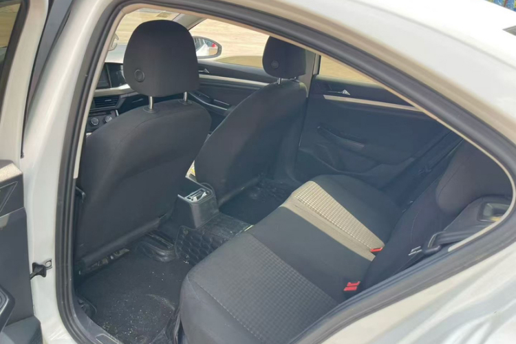 大众 宝来 2019款 1.5L 手动时尚型中控内饰7003