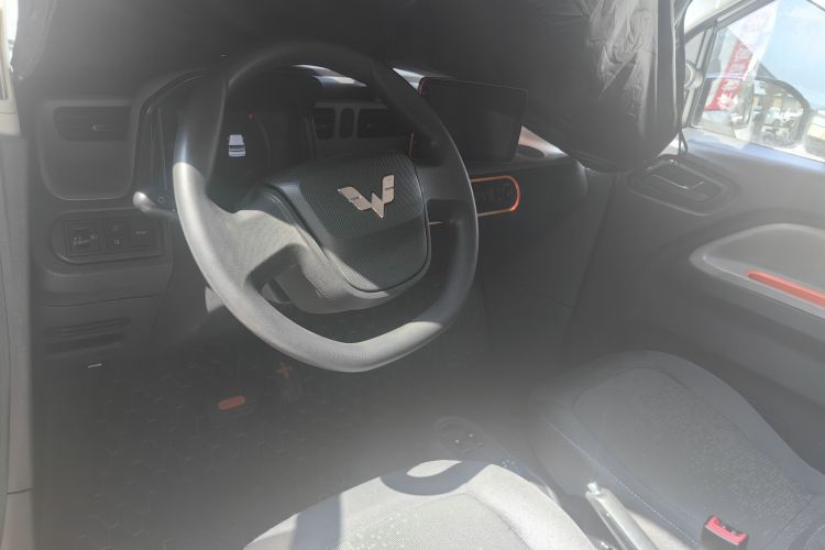 五菱汽车 宏光MINIEV 2022款 自在款 磷酸铁锂中控内饰7002