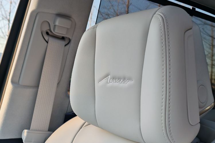 别克GL8新能源 2026款 陆尊 奢享版中控内饰7008