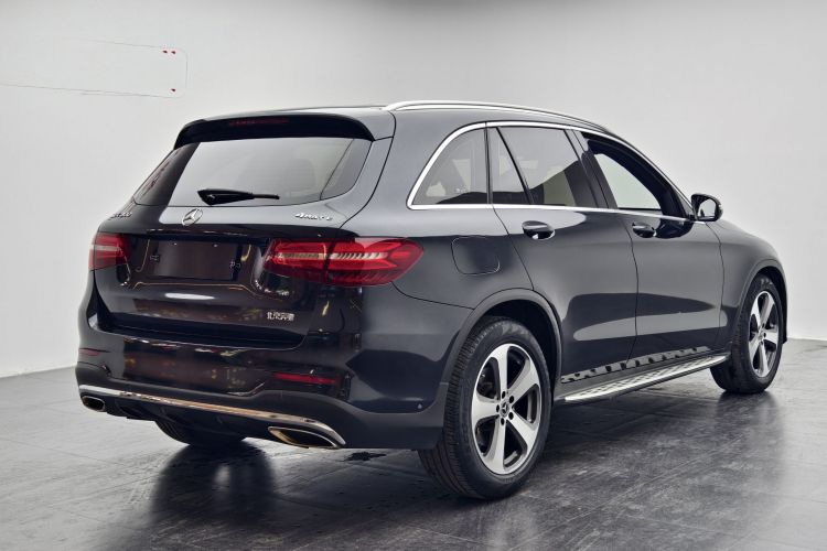 奔驰GLC 2017款 GLC 300 4MATIC 动感型车身外观6005