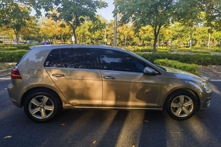 大众 高尔夫 2014款 1.4TSI 自动舒适型车身外观6007