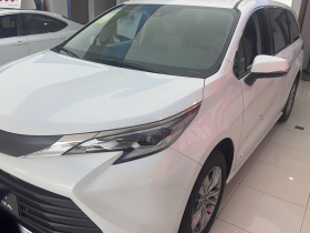 丰田 赛那SIENNA 2024款 2.5L混动 舒适版