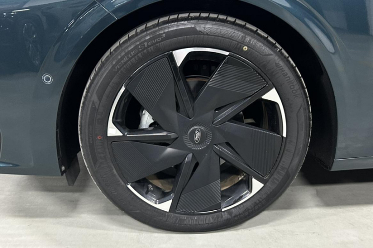 福特 蒙迪欧 2023款 1.5T E-混动 ST-Line车身外观6007