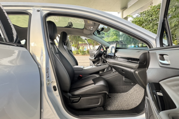 埃安 AION S Plus 2022款 70 智领版中控内饰7006