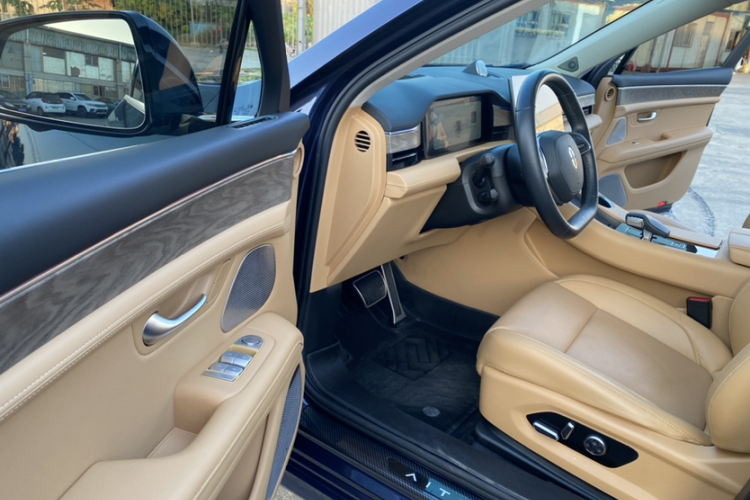 鸿蒙智行 问界M5 2022款 增程后驱标准版中控内饰7002